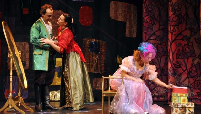 La Bella y la Bestia (Un Musical Mágico)